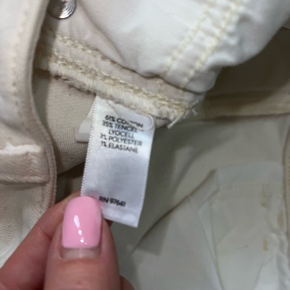 NWT J.Jill Modern Slim Bootcut Jean Denim Vintage Cream Size 2 Petite - Picture 11 of 16